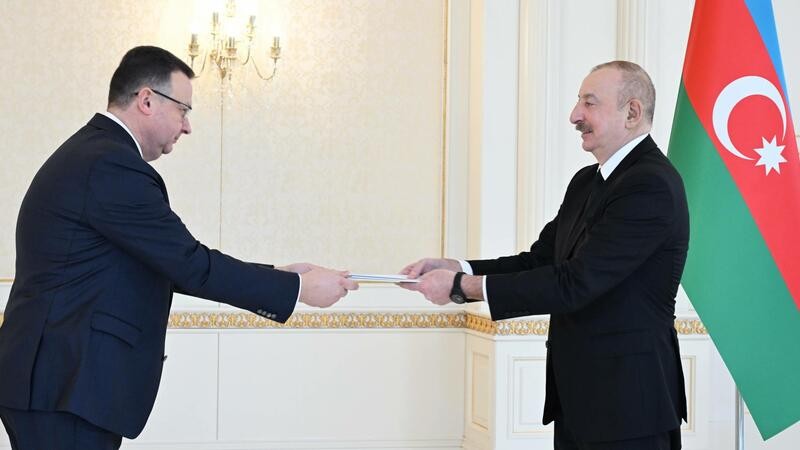 İlham Əliyev Belarusun yeni səfirinin etimadnaməsini qəbul etdi - YENİLƏNDİ